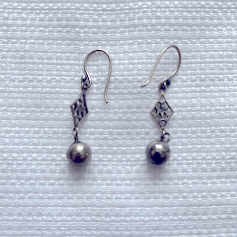 SILPADA OXIDIZED STERLING SILVER HAMMERED EARRINGS